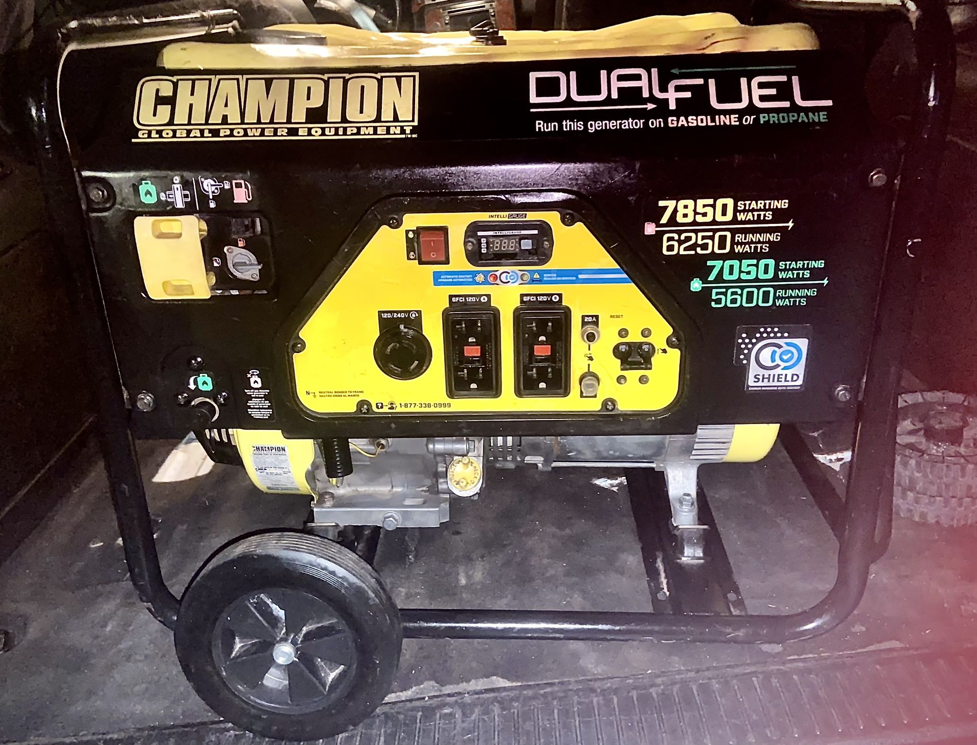 Champion Dual Fuel Generator 7850/6250