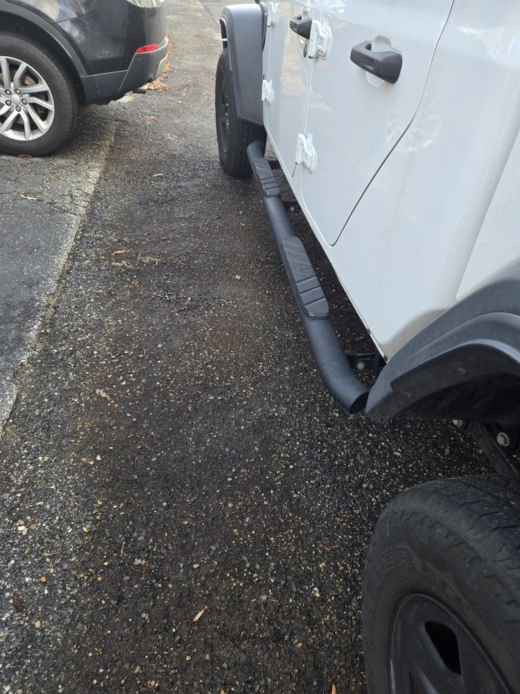 Jeep Gladiator Running Boards