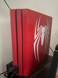 PlayStation 4 (Spider-Man edition)
