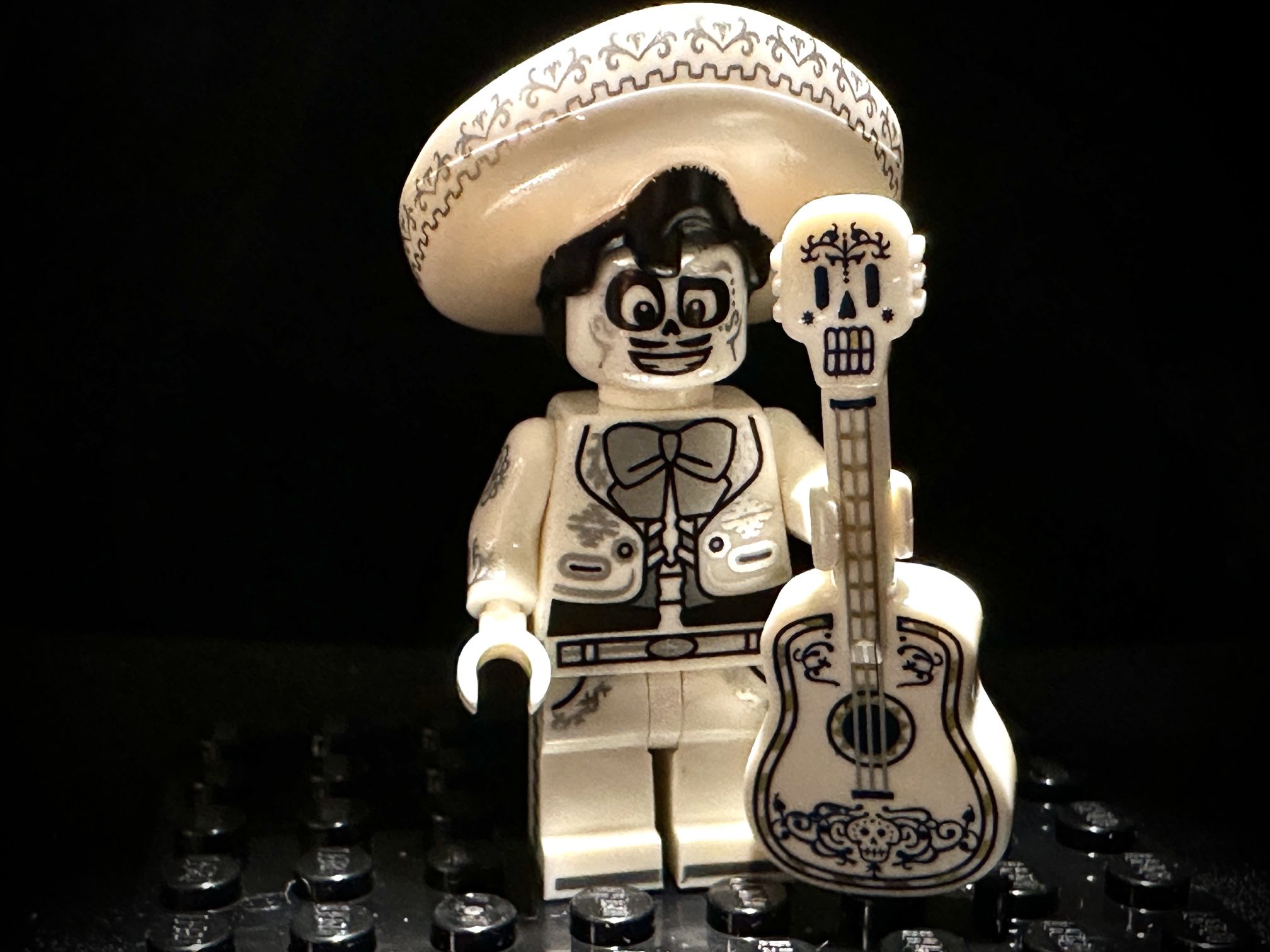 Lego Custom Ernesto De La Cruz Coco Movie Minifigure