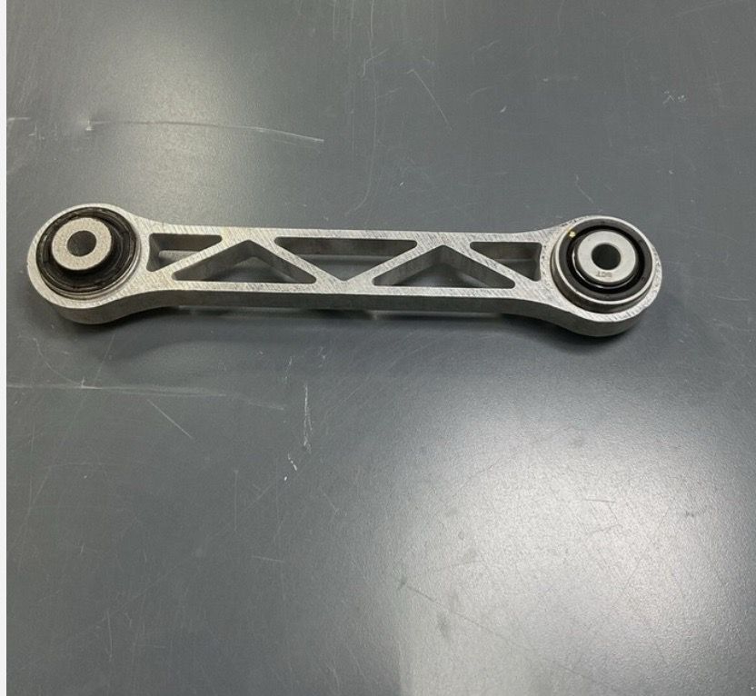 NEW OEM 2016-2021 Tesla Model S & X REAR TOE CONTROL ARM SUSPENSION 1043964-00-C