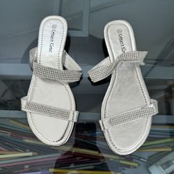 Shoes - Women's Shoes - Sandals - Size 10