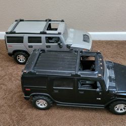 Set Of 2 Die Cast 2003 HUMMER H2 1:18 Scale 