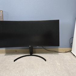 LG 35" UltraWide Curved Monitor