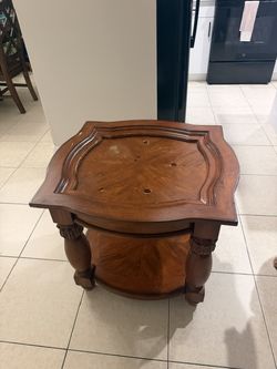 2 End Tables