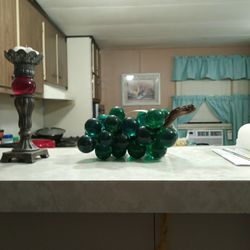 Vintage 1953 Green Lucite Grape 