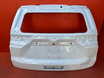 2021 2022 2023 CHEVROLET TAHOE LIFTGATE TAILGATE SHELL PANEL OEM