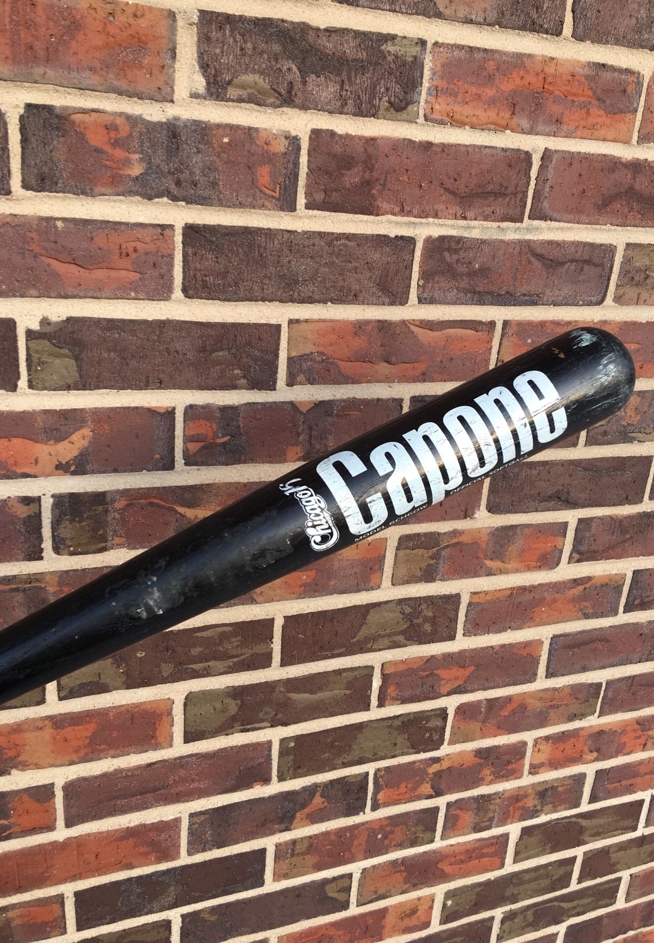 Rare 35 inch Louisville Slugger Capone 16 inch softball bat