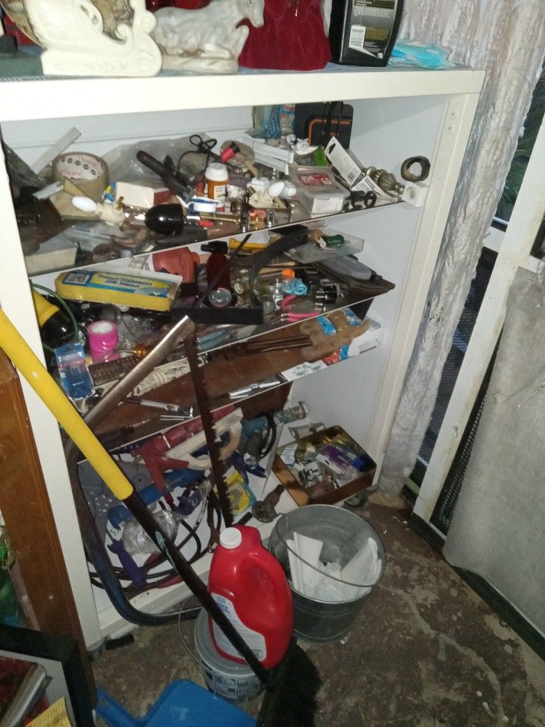 Tools 5 For 1 Dollar 