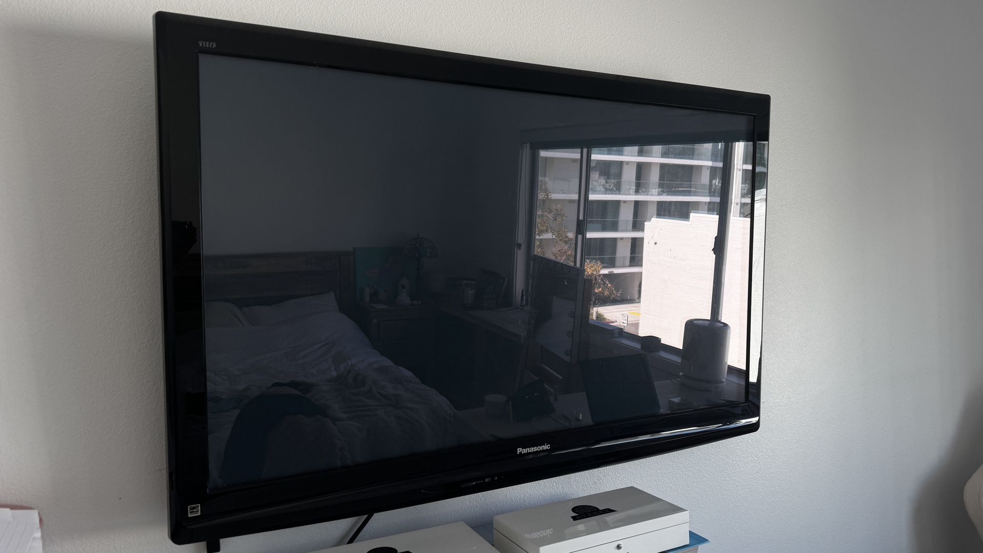 Pamasonic Plasma 50 Inch HD TV