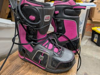 Snowboard Boots Women's Size 9
