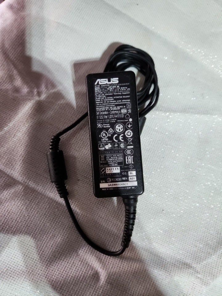 Genuine Asus Laptop Charger AC Adapter Power Supply ADP-40KD BB  19V ,2.1Am