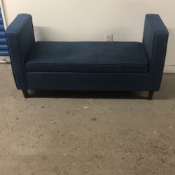 52”wx18”dx17”h Navy color very good condition. Strong storage bench.