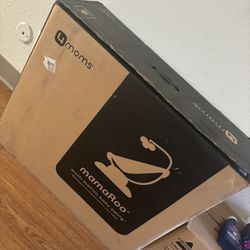 4 MOM's baby swing