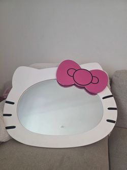 Hello Kitty Mirror