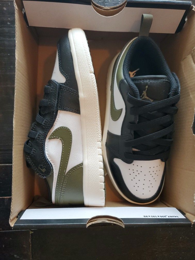 New Jordan 1 Low Alt 