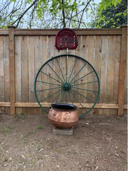 Old metal farm stuff