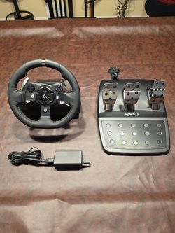 Logitech G920 Racing Wheel and Pedals for Xbox X|S/Xbox One/PC