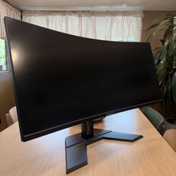 Gigabyte G34WQC A 34” Ultra-Wide Curved Gaming Monitor – Works Perfectly