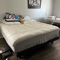 Mancinis King Size Mattress And Base