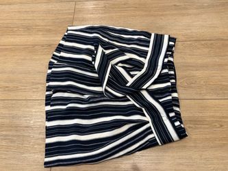 H and m cute shorts