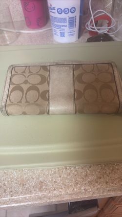 Coach wallet