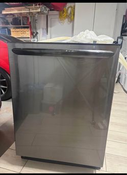 Stainless Steel Built-In Dishwasher