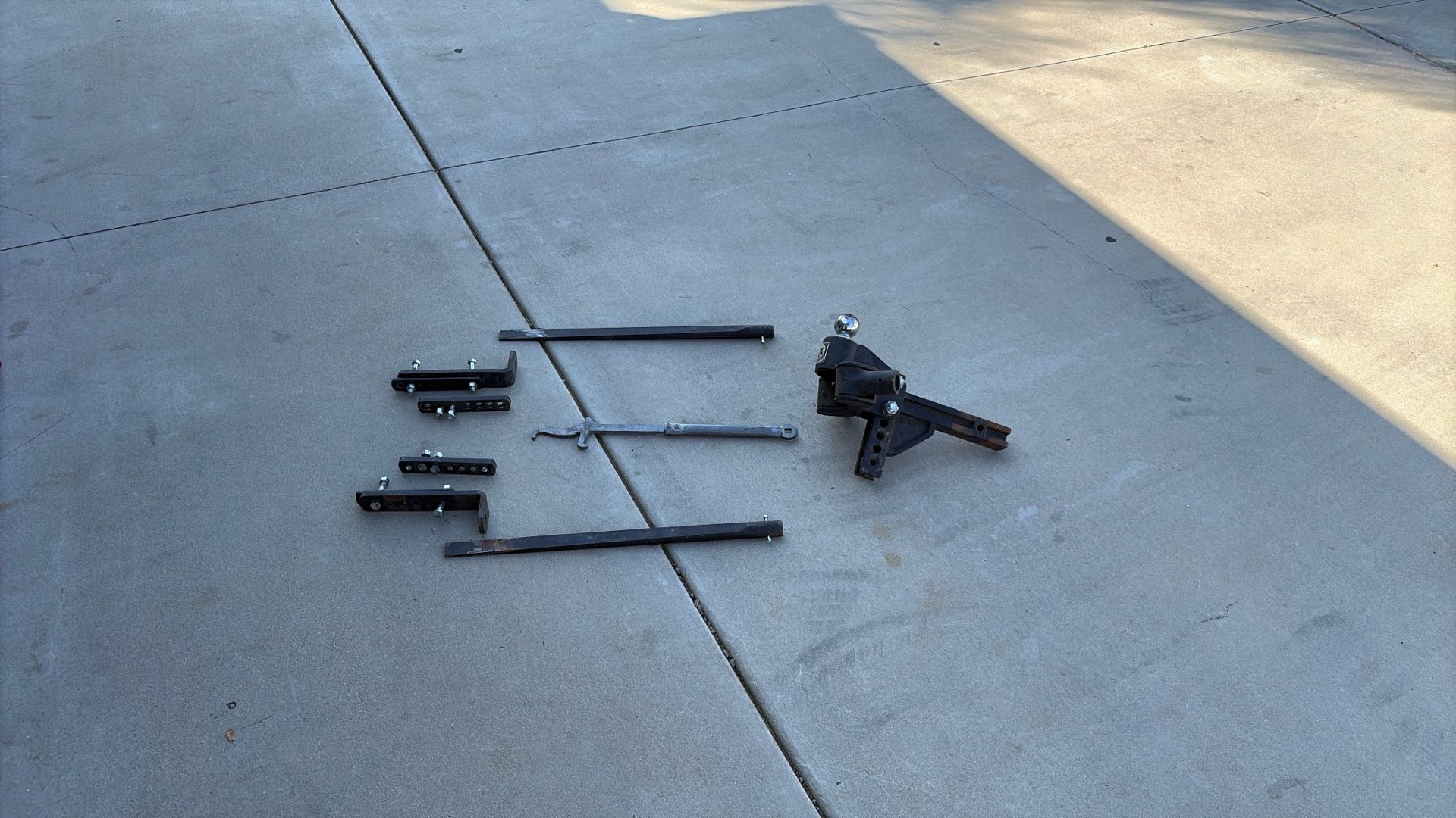 Blue Ox TrackPro Weight Distribution w/ Sway Control - 7-Hole Shank - 10K GTW, 1K TW