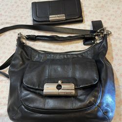 Black Coach Satchel Bag /with Matching Wallet