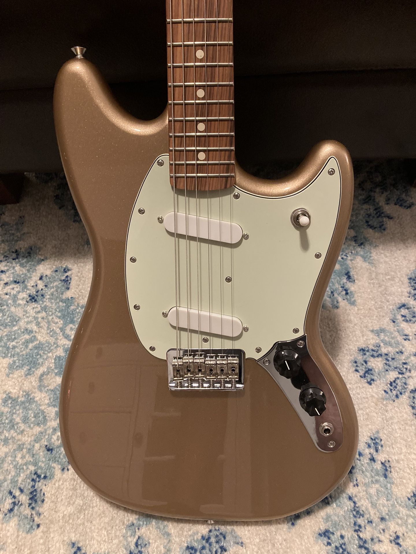 2023 Fender Player Mustang - Firemist Gold