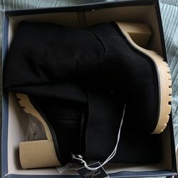 Boots Size 7