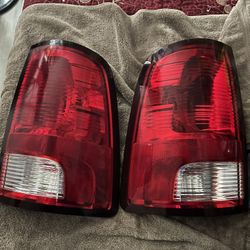 Head Light And Tail Light 2014 Ram 1500 