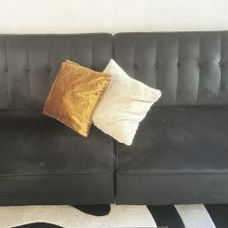 Black Futon