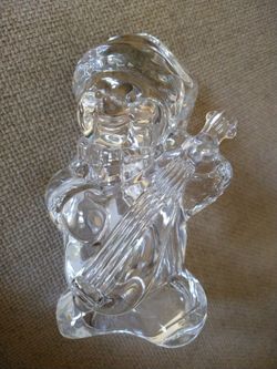 Mikasa Frosty's  Choir /6 1/4"