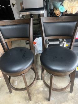 Counter height stool wood leather