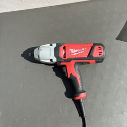 Milwaukee® 1/2"' Square Pin IMPACT WRENCH