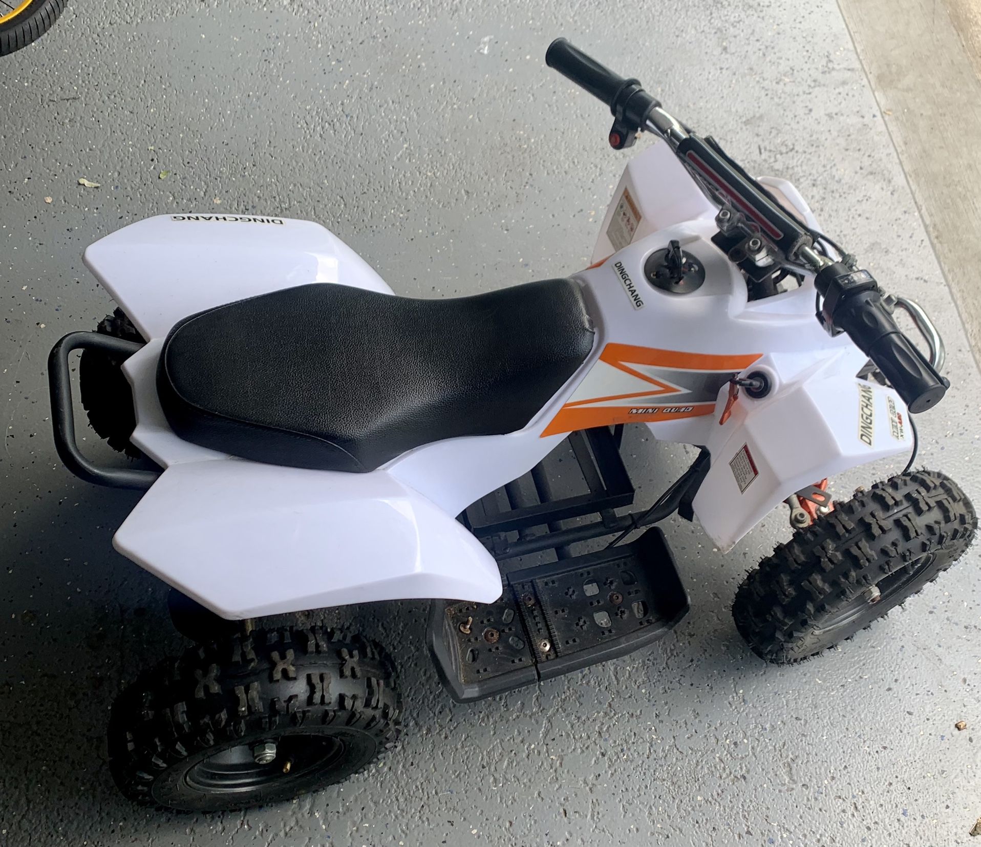 Four Wheeler Ding Chang Mini Quad