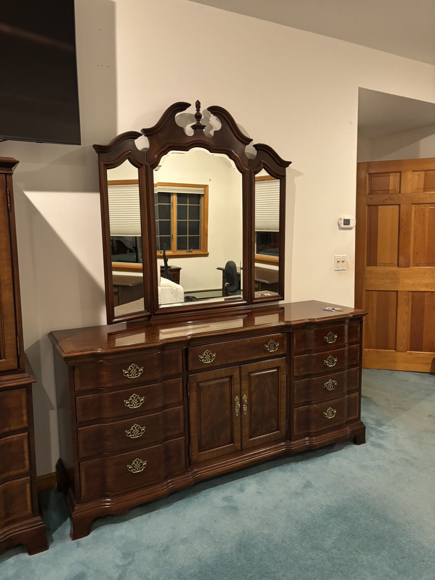 Cherry Wood Bedroom Dresser With Mirror