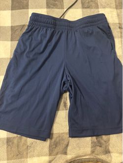 Mens Small athletic shorts like new