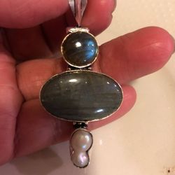 Labradorite and pearl pendant