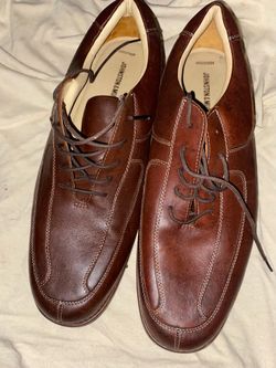 Johnston & Murphy Men's Chestnut Brown Leather Derby Shoes