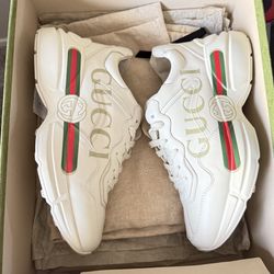 Gucci Sneakers Men Size 7 & Women Size 8.5