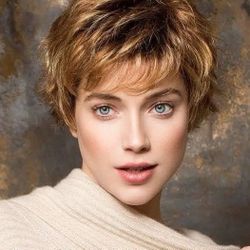 Flirty Short Layered Wig In Auburn Color