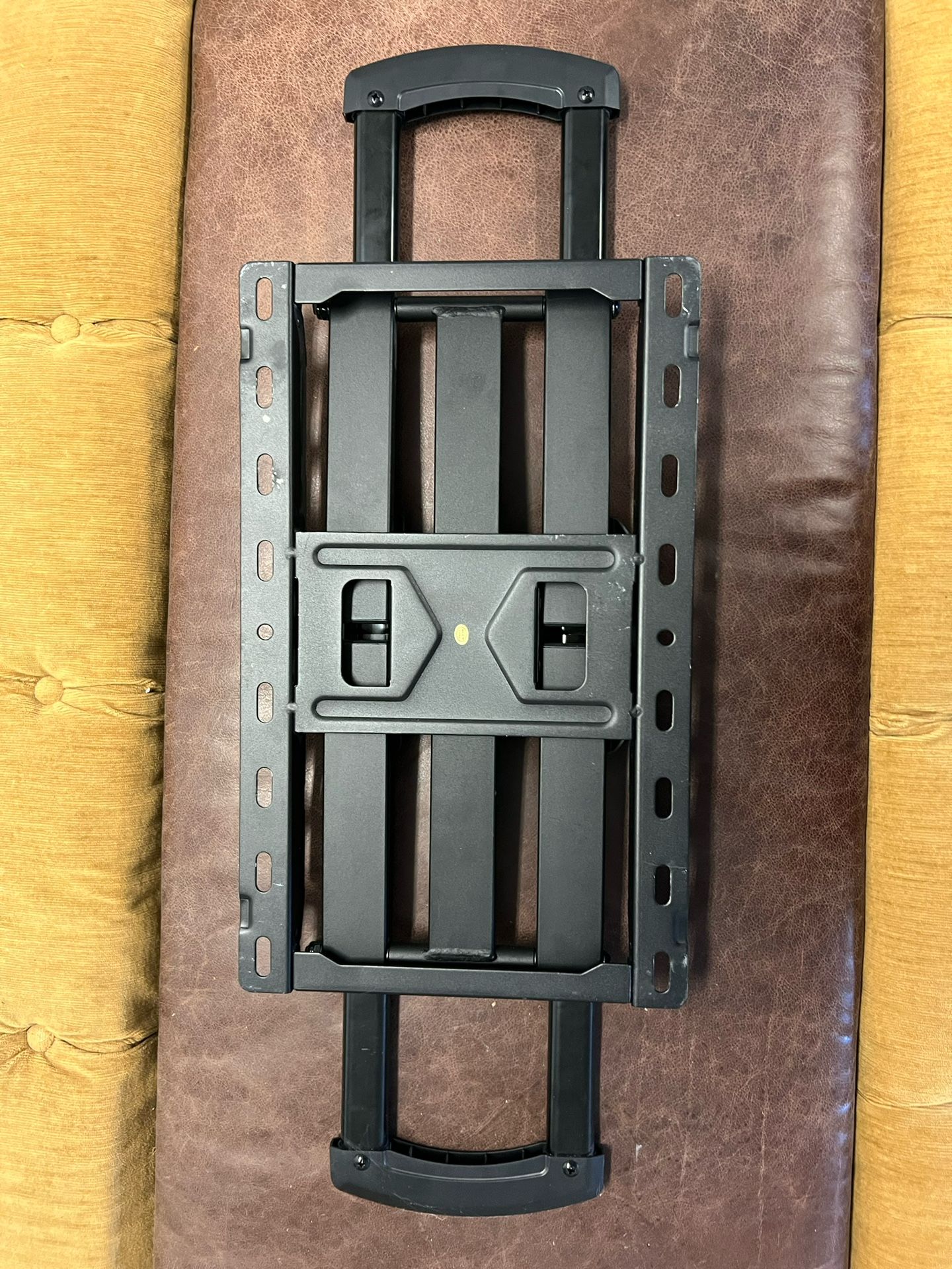 TV mount ( Can Hold Upto 65 inch tV )
