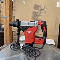 Milwaukee 15 Amp 1-3/4 in. SDS-MAX Corded Combination Hammer with E-Clutch