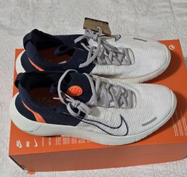 Nike Shoes 9.5 Size