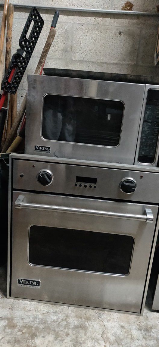 High End Viking Electric Ovens 