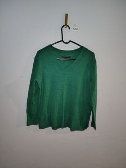 Banana Republic Green V-Neck Sweater