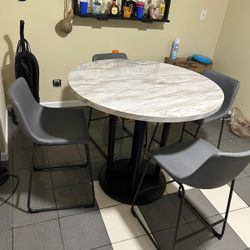 Kitchen Table 