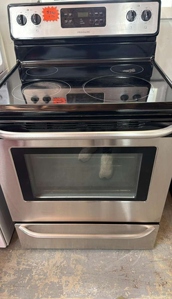 Frigidaire Electric Range – Stainless Glass Top, 30in